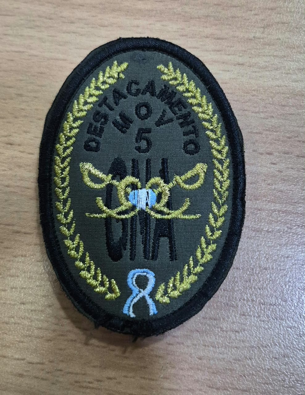 EMBLEMA DEL DESTACAMENTO MOVIL 5 ALTA VISIBILIDAD