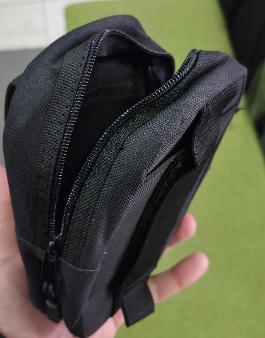 POUCH CINTURA/PORTA CELULAR NEGRO MOLLE