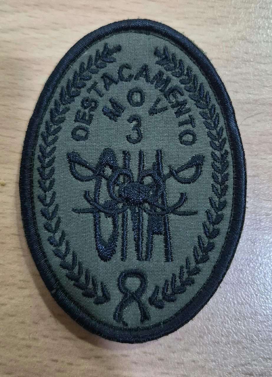 EMBLEMA DEL DESTACAMENTO MOVIL 3 BAJA VISIBILIDAD