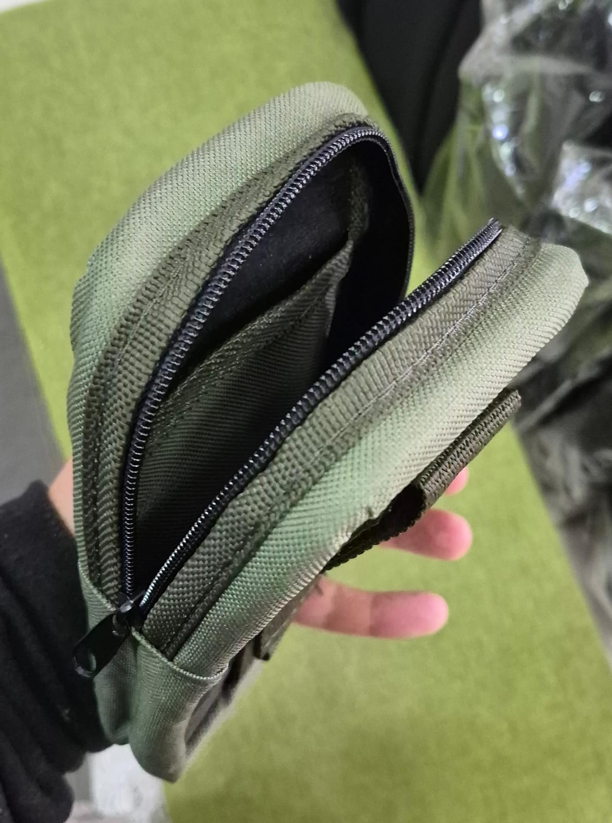POUCH CINTURA/PORTA CELULAR VERDE MOLLE